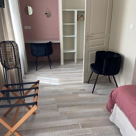 La Rose Des Vents Bed & Breakfast Saint-Symphorien-de-Marmagne Екстериор снимка