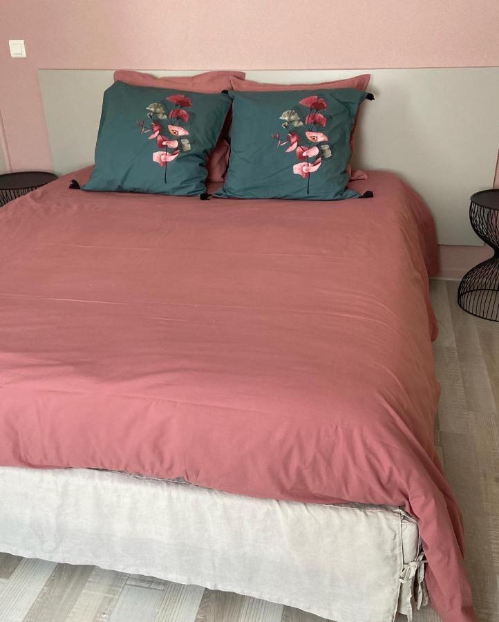 La Rose Des Vents Bed & Breakfast Saint-Symphorien-de-Marmagne Екстериор снимка